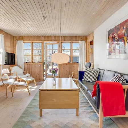 Holiday home 2 Bedroom Gorgeous In