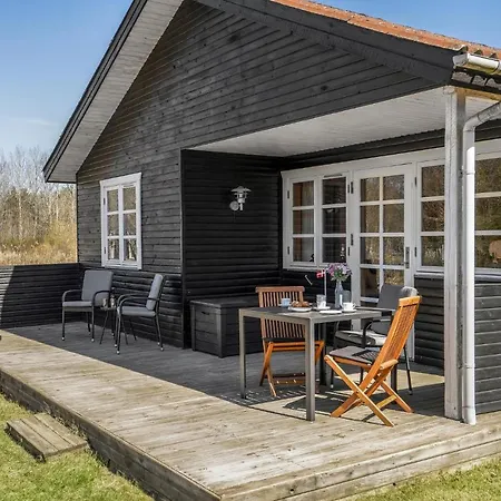 2 Bedroom Gorgeous In *