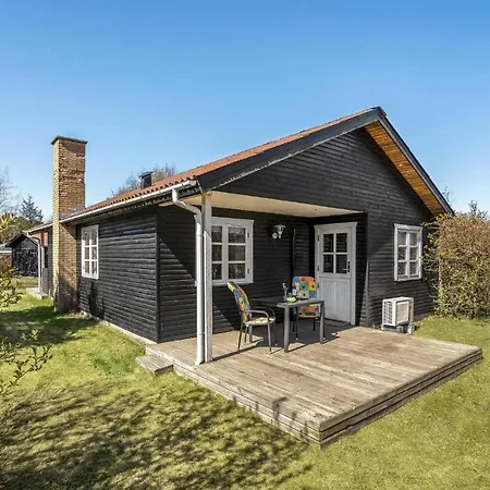 Holiday home 2 Bedroom Gorgeous In